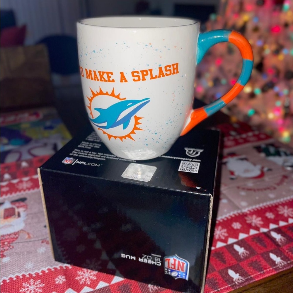 NWT NFL Miami Dolphin’s MUG